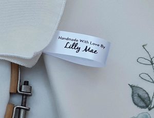 Sewing labels uk - napkin close up