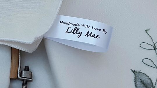 Sewing labels uk - napkin close up